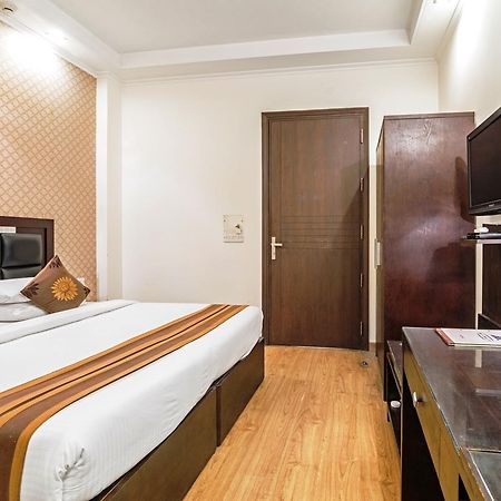 Royal Residence Mg Road Gurgaon Eksteriør billede