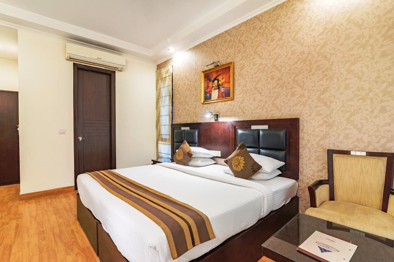 Royal Residence Mg Road Gurgaon Eksteriør billede